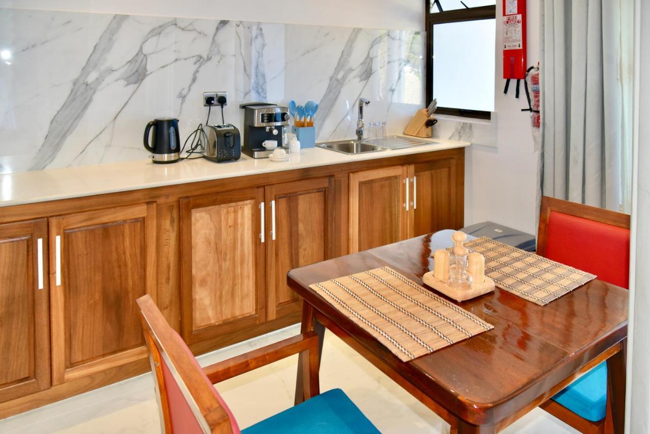 La Petite Maison And Sea Splash Бає-Санта-Анна Екстер'єр фото