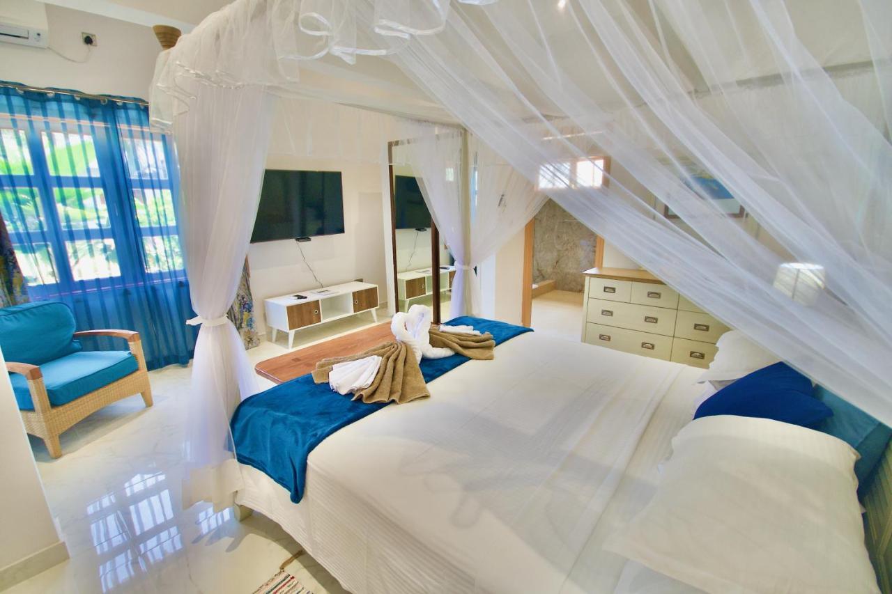 La Petite Maison And Sea Splash Бає-Санта-Анна Екстер'єр фото